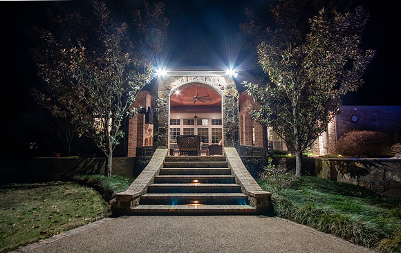 holcomb_night-12